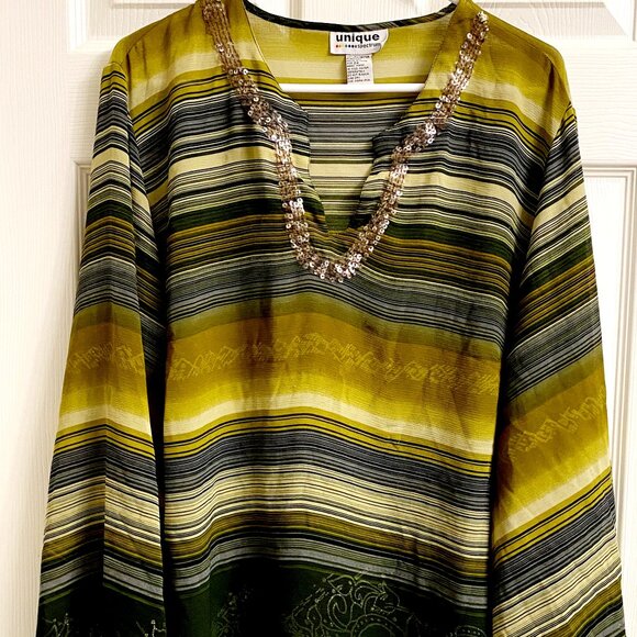 Unique Spectrum Tops - Whimsical Green Tunic